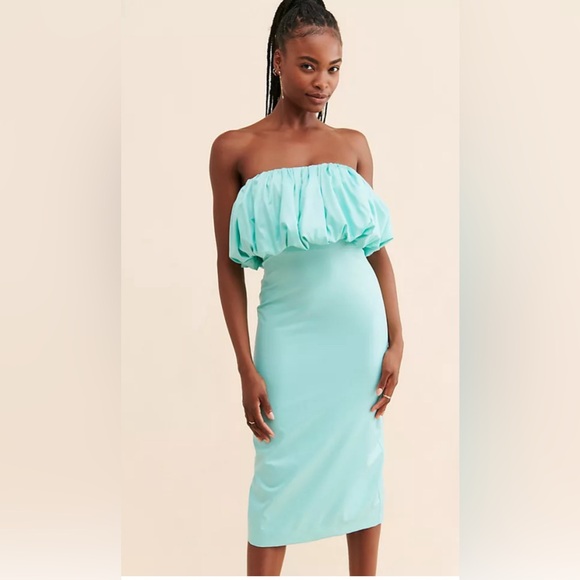 Let me be Dresses & Skirts - Let Me Be Slim Bubble Dress New with tags Size Small